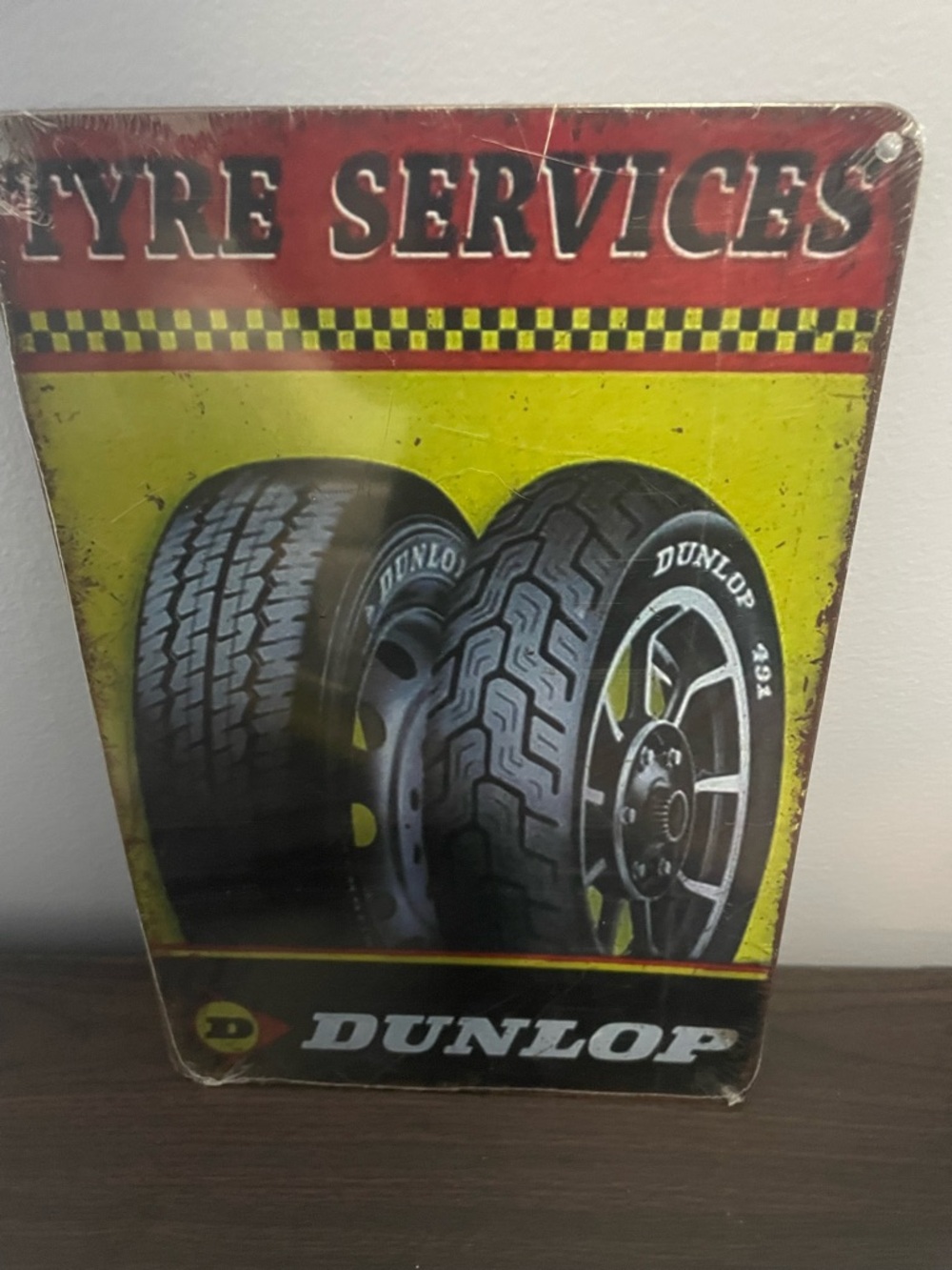 Dunlop Vintage Tyre Services Tin Sign - Yellow Red Black ⭐️2 for 15⭐️
